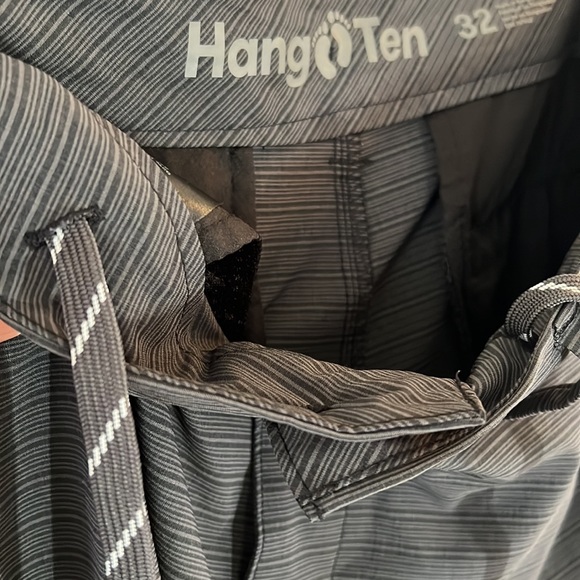 Hang Ten hybrid shorts. - Picture 6 of 10